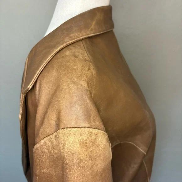 Remy Leather Fashions Blazer Jacket
Made in USA • Size 42 • Genuine Leather - Picture 4 of 15